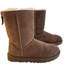 UGG Classic Suede Boot Zip Up Back Size 8